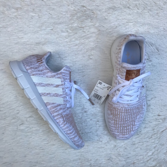 adidas Ultraboost Parley Womens in Blue Spirit Carbon 9 5 Amazon adidas Ultraboost Parley Womens in Blue Spirit Carbon 9 5 Amazon